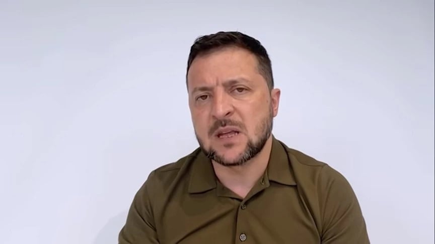 Η-Ουκρανία-θα-επαναλάβει-τα-πλήγματα-σε-ρωσικά-διυλιστήρια,-δήλωσε-ο-Ζελένσκι