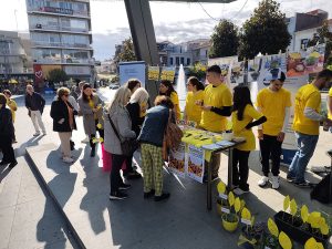 «Η-Ψυχική-Υγεία-χτίζεται-με-φροντίδα»-|-Δράση-ευαισθητοποίησης-από-την-Περιφέρεια-Πελοποννήσου-στην-Τρίπολη