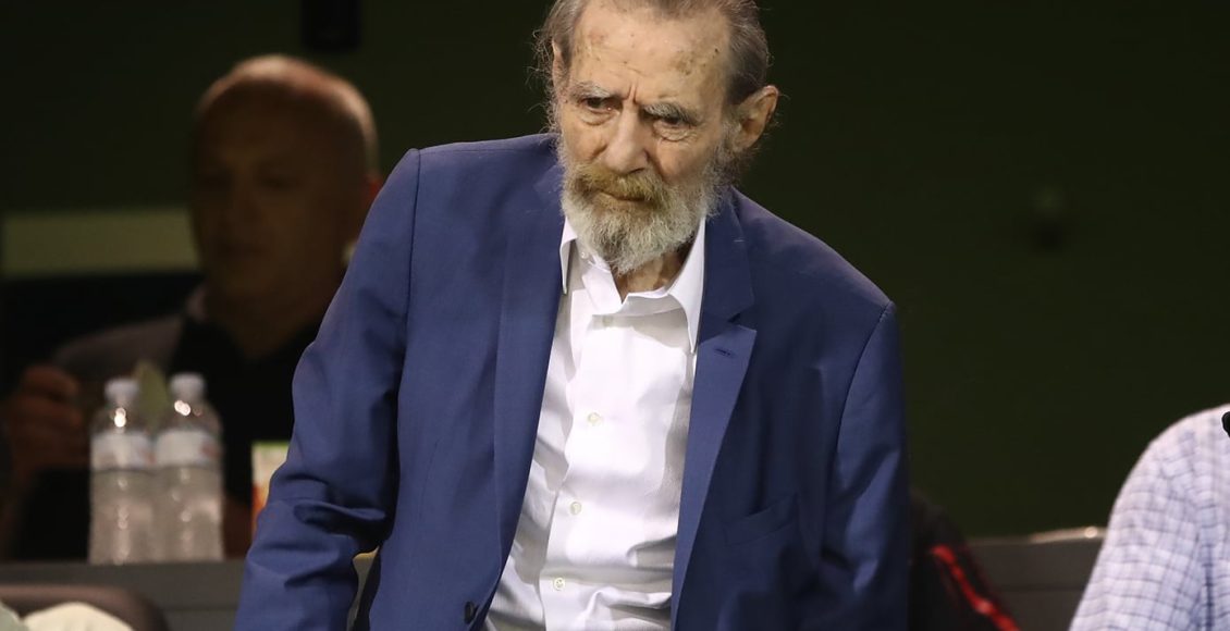 Σε-στενό-οικογενειακό-κύκλο-η-κηδεία-του-Γιώργου-Βαρδινογιάννη