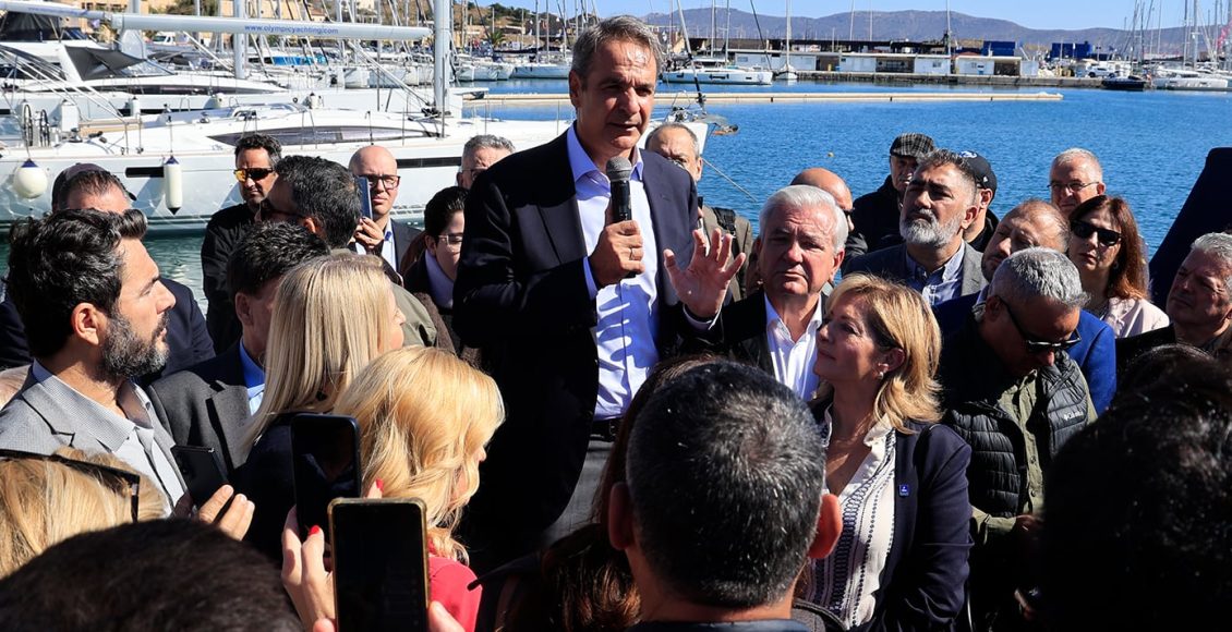 Συνάντηση-Μητσοτάκη-με-πολίτες-στο-Λαύριο:-«Η-Ελλάδα-δεν-θα-ξαναγυρίσει-ποτέ-πίσω-στις-εποχές-της-μεγάλης-κοινωνικής-αναταραχής»