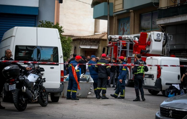 Κολωνός:-Τι-ερευνά-η-αστυνομία-για-την-έκρηξη-που-προκάλεσε-τον-τραυματισμό-δύο-αστυνομικών-και-δύο-πολιτών