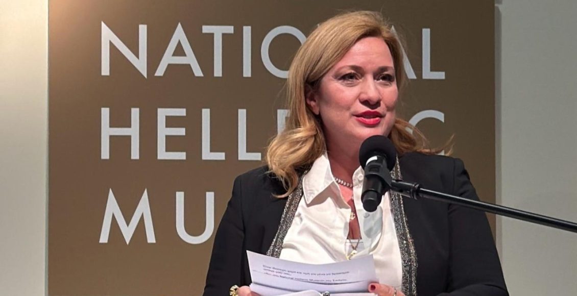 Η-Γενική-Γραμματέας-Απόδημου-Ελληνισμού-και-Δημόσιας-Διπλωματίας-συνεχάρη-τον-Σικάγου-Ναθαναήλ-για-το-έργο-του