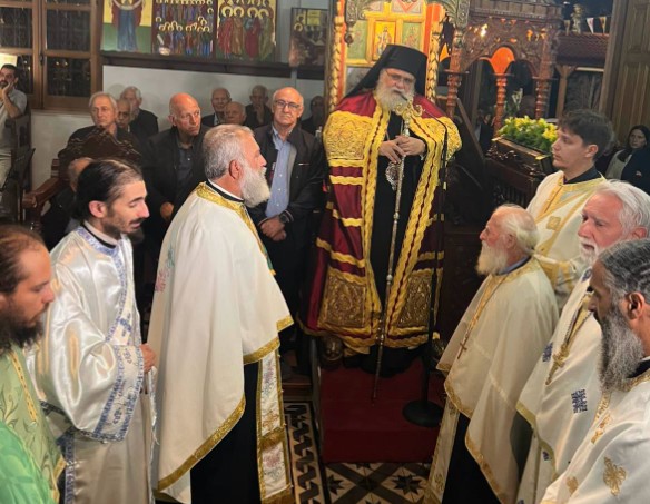 Ο-Ταμασού-Ησαΐας-στον-πανηγυρίζοντα-Ιερό-Ναό-Αποστόλου-και-Ευαγγελιστού-Λουκά-στο-Παλαιχώρι-Μόρφου