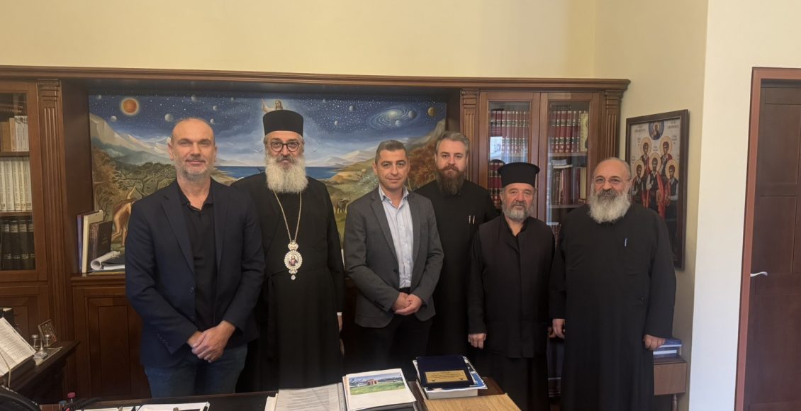 Επιτροπή-για-την-τοποθέτηση-της-Παναγίας-Αρβανίτισσας-στο-Τυχερό