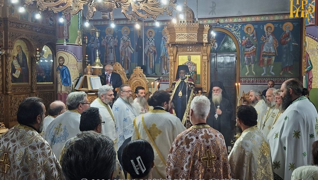 Άρτα:-Δισαρχιερατικός-Εσπερινός-για-την-Παναγία-Εσφαγμένη