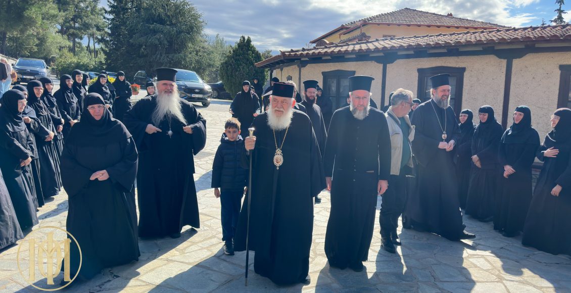 Ο-Αρχιεπίσκοπος-Ιερώνυμος-στην-Ιερά-Μονή-Κοιμήσεως-της-Θεοτόκου-Πανοράματος