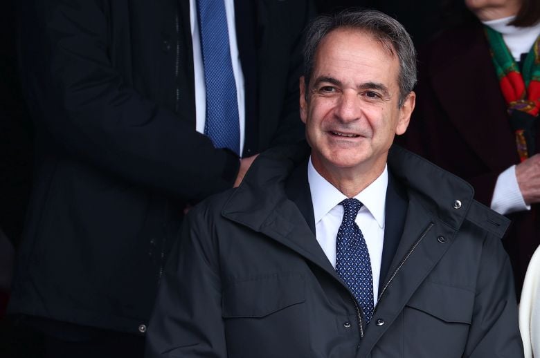 Μητσοτάκης-μετά-το-τέλος-της-στρατιωτικής-παρέλασης-στην-Θεσσαλονίκη:-«Η-Ελλάδα-είναι-μία-δύναμη-ειρήνης-και-δεν-απελεί,-ούτε-δέχεται-απειλές»