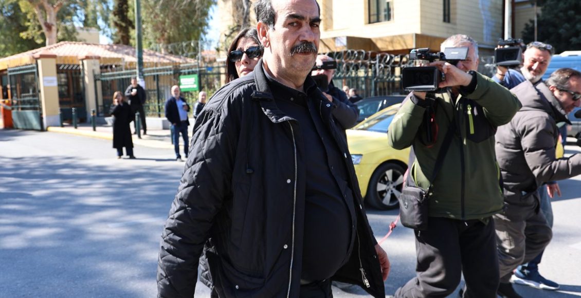 Στο-νοσοκομείο-ο-«Φραπές»,-αναβλήθηκε-η-δίκη-του-–-«Εμπαιγμός-του-δικαστηρίου»,-είπε-η-πρόεδρος-της-έδρας