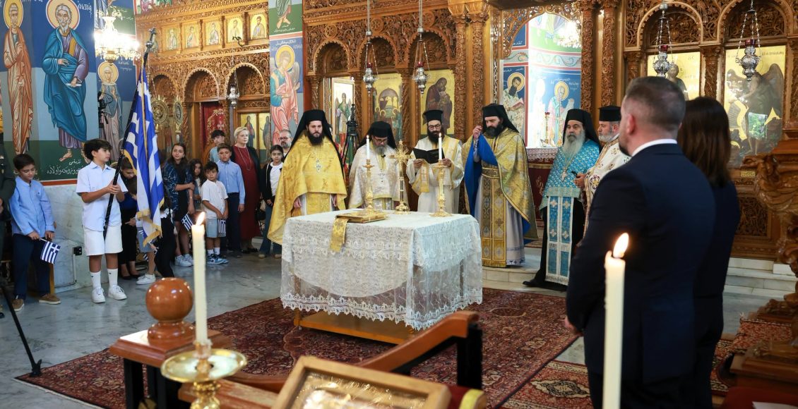 Με-προσευχή-οι-Ελληνορθόδοξοι-του-Αμμάν-τίμησαν-την-Εθνική-Επέτειο-του-«ΟΧΙ»,-μια-εβδομάδα-μετά-την-τρομοκρατική-επίθεση-στον-Ιn.-Αγίου-Γεωργίου